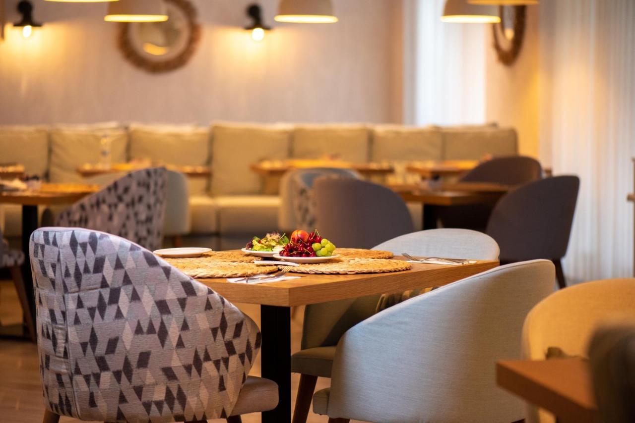 Siena Premium Retreat Hotel Lozenets Luaran gambar